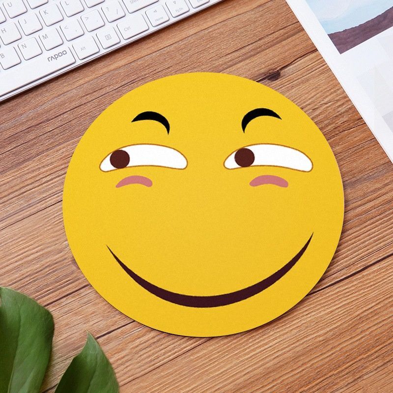 Gift gift round moon mouse pad cross border hot sale mouse pad custom cartoon color picture one for distribution