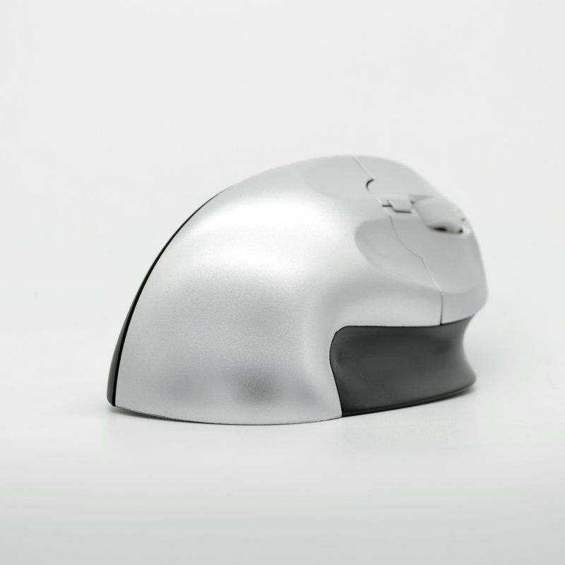 Manufacturers wholesale wireless vertical mouse 2.4G ergonomic mouse cross border hot charging mouse 