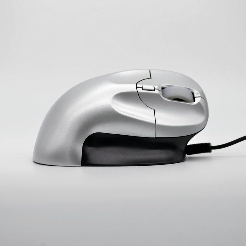 Manufacturers wholesale wireless vertical mouse 2.4G ergonomic mouse cross border hot charging mouse 