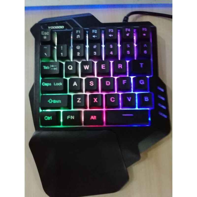 G92 one handed keyboard, mechanical hand game, left hand gun god, throne, hand tour keyboard 