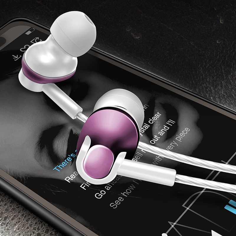 Earphone in ear type double bass karaoke is suitable for Android mobile phone general wire control with one earplug for mobile phone 