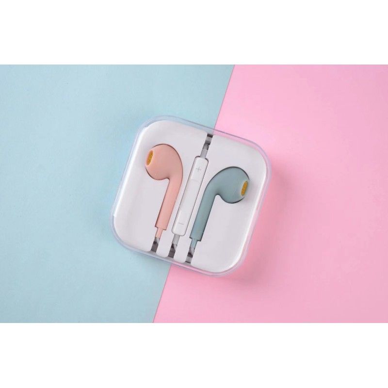 New a-006 two color earphone 3.5 high bass music mobile phone voice earplug in ear wired earphone 