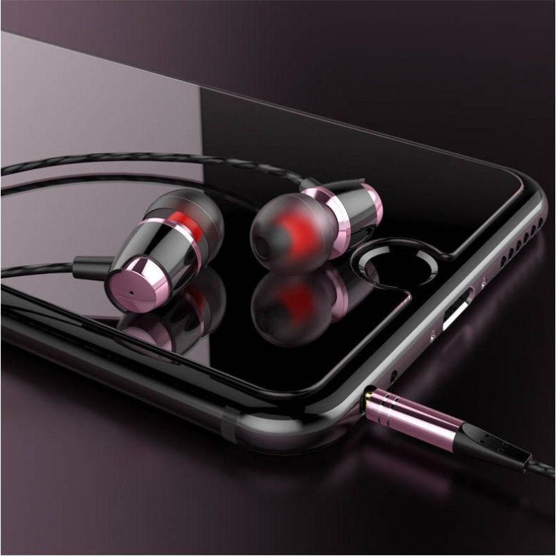 Metal earphone wire controlled subwoofer mobile phone computer earphone in ear earphone earplug general wholesale 