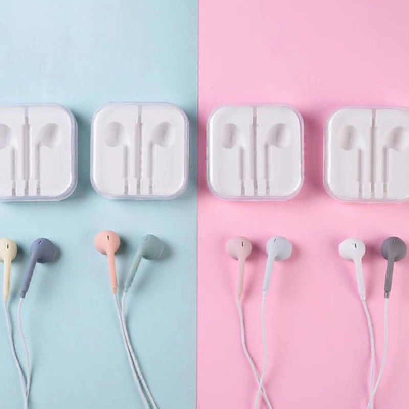 New a-006 two color earphone 3.5 high bass music mobile phone voice earplug in ear wired earphone 