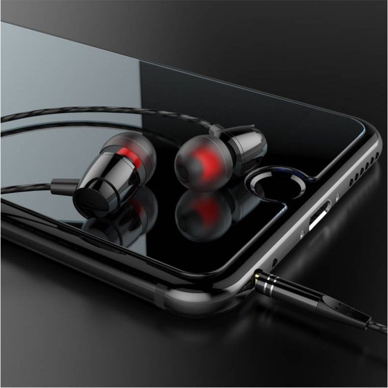 Metal earphone wire controlled subwoofer mobile phone computer earphone in ear earphone earplug general wholesale 