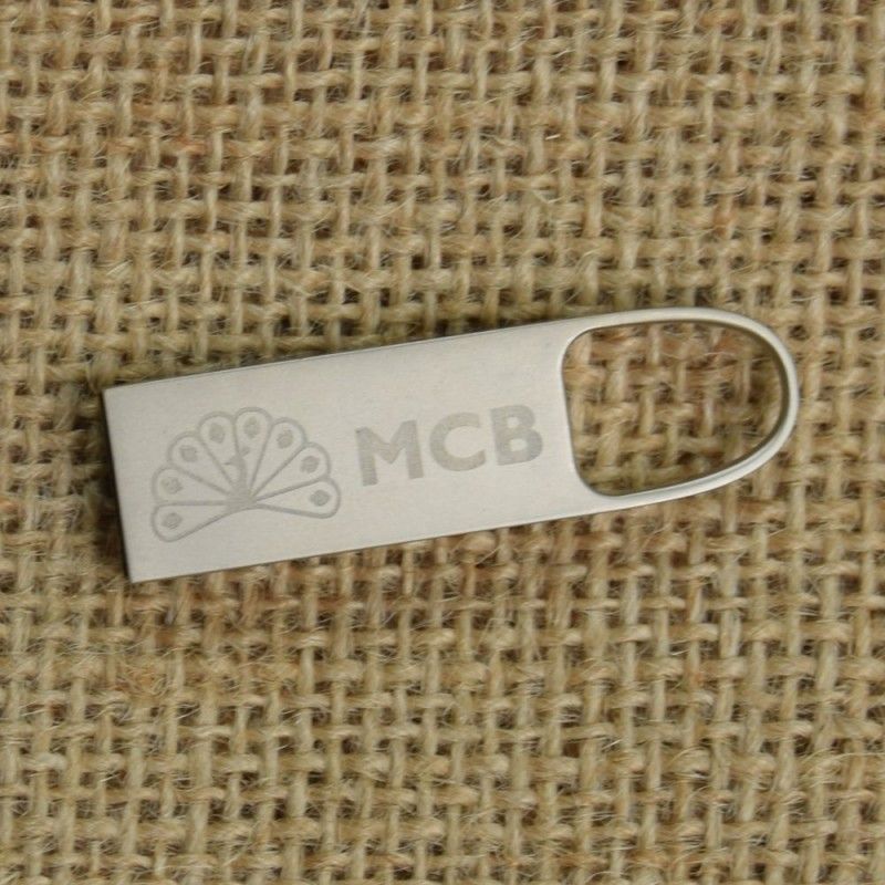 Mini metal arc U-disk custom Keychain metal U-disk logo laser engraving U-disk 