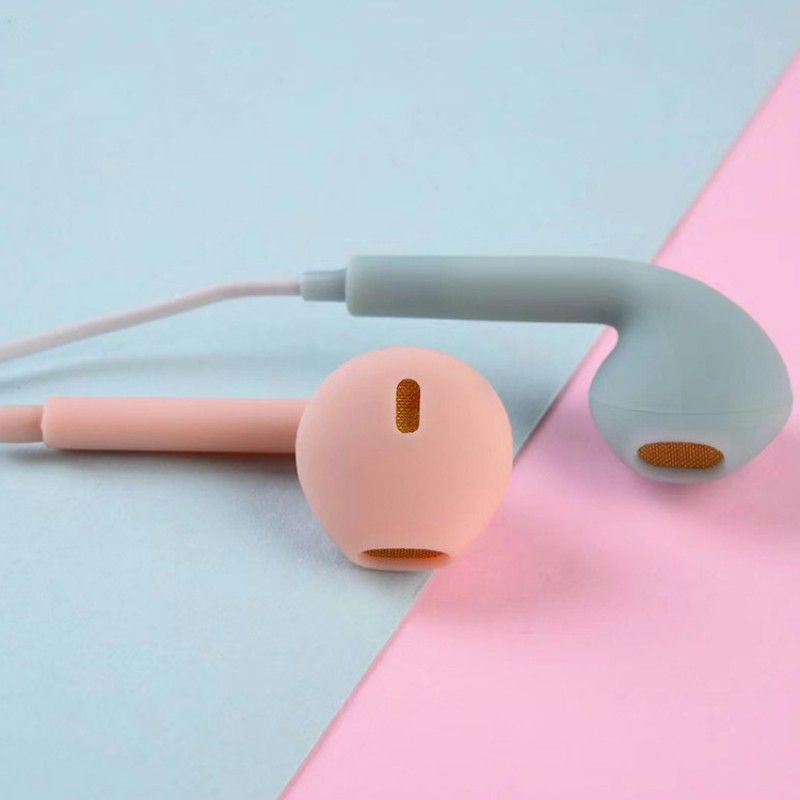 New a-006 two color earphone 3.5 high bass music mobile phone voice earplug in ear wired earphone 