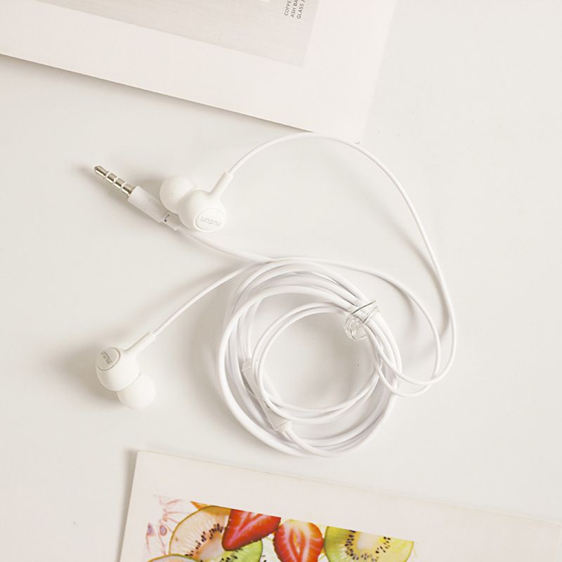 Moshan E24 high quality carton packaging earphone earphone HD voice sports music earphone wholesale 