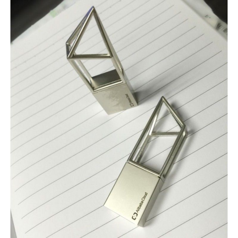Metal hollow U-disk 2020 new U-disk customized design can be wholesale printed logo hollow building U-disk 