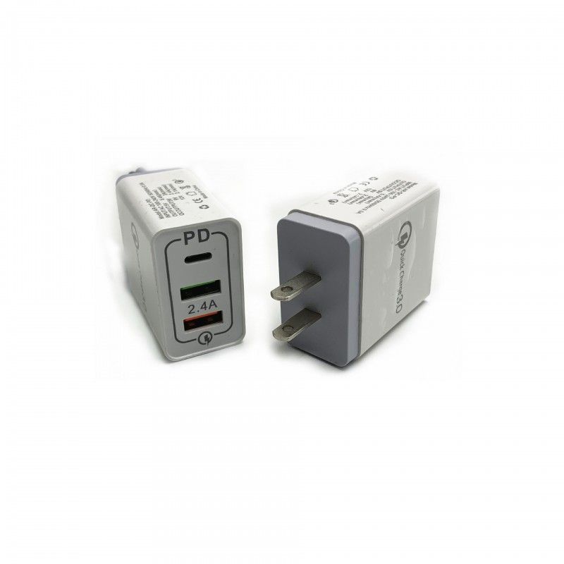 PD charging + qc3.0 fast charging charger type-c2.4a charging head 2usb multi port mobile phone fast charging